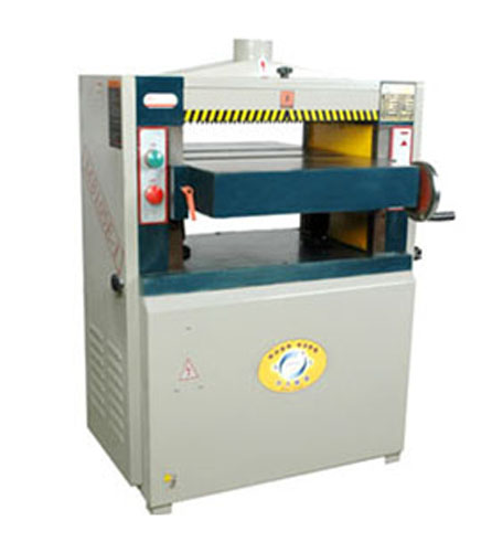 木工壓刨機(jī) 了解木工機(jī)械中的重要設(shè)備